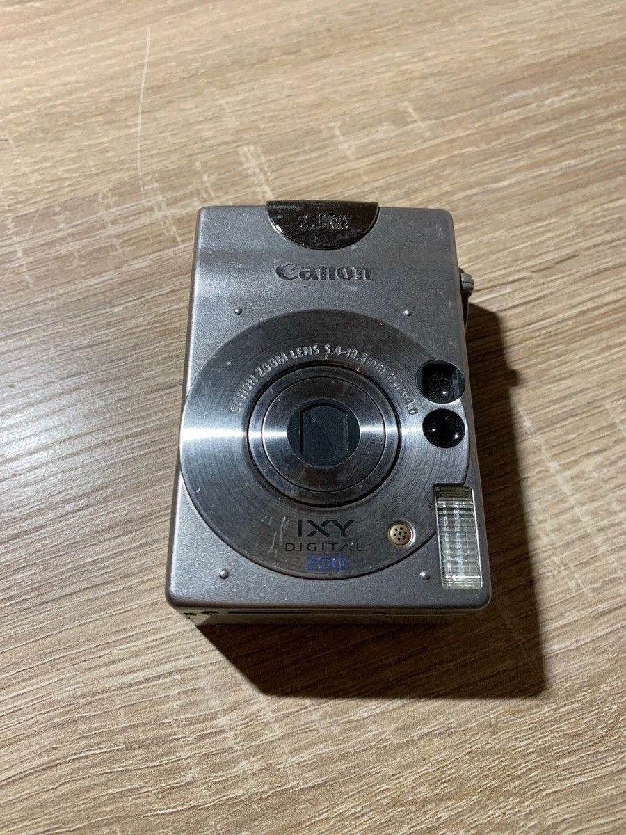 Canon IXY DIGITAL 200 Silver Compact Digital Camera Tested Working