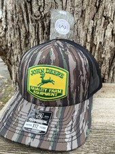 Vintage John Deere patch on Richardson 112 Snapback Trucker Hat Realtree Camo