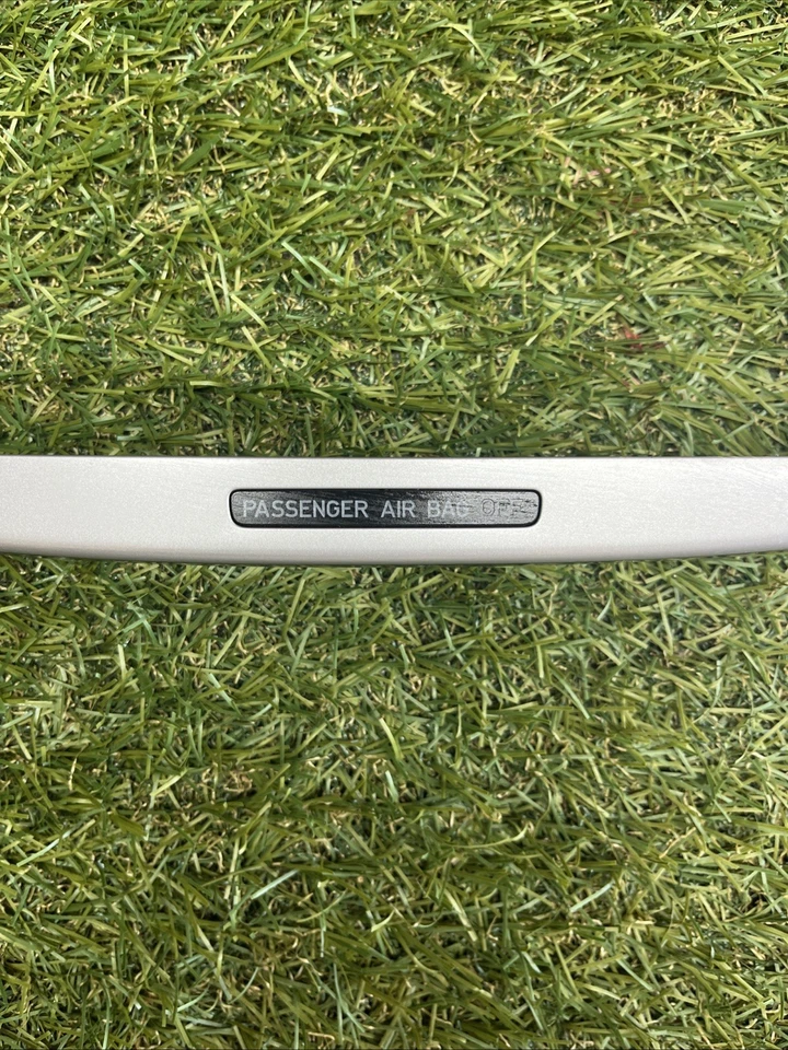 Volkswagen Passat CC 2010 tablero interior moldura 3C0858069AE fabricante original Foto 3 de 4