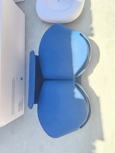Genuine Apple AirPods Max Headphones-Sky Blue With Free Silicone Protector. - Picture 16 of 16