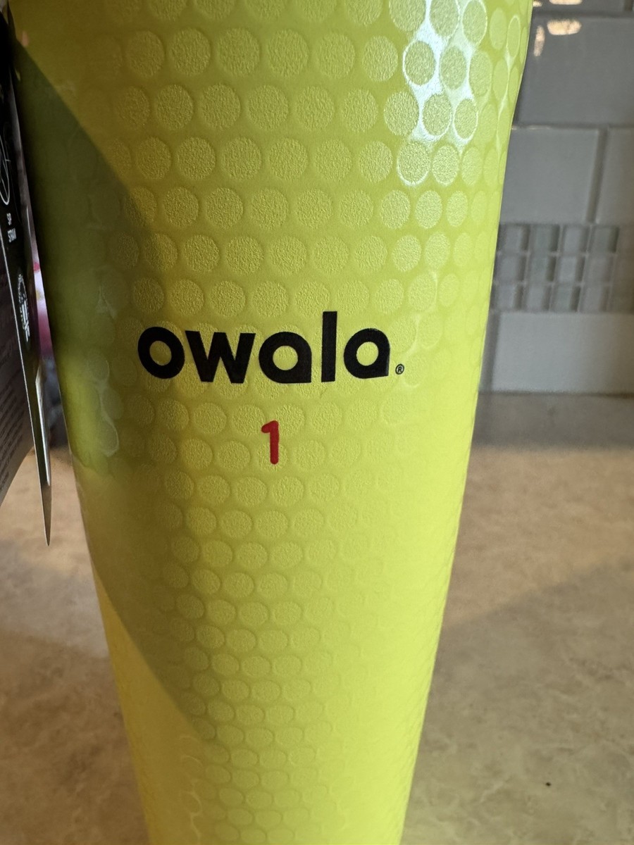 Owala ステンレスボトル 限定 ゴルフコレクション30oz イエロー Owala 30 oz FreeSip Sway Golf Stainless Steel Water Bottle