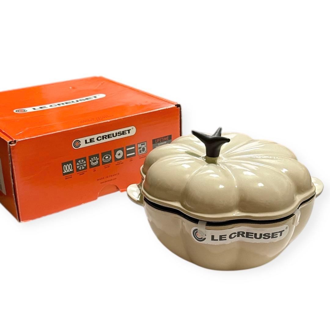 Le Creuset Dune Enameled Cast Iron Pumpkin-shaped Cocotte 2.25