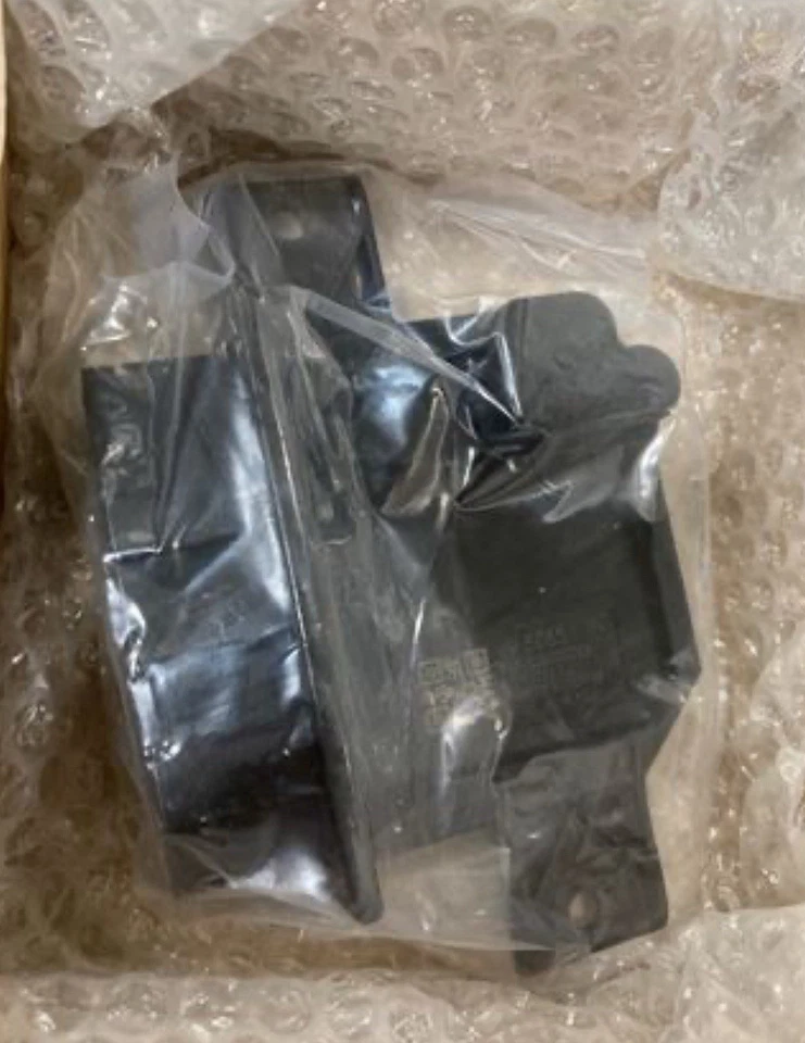 Fuel Pump Control Module Compatible w/2017-2018 GMC Sierra 2500 HD 3500 HD 6.6L - Image 2 of 2