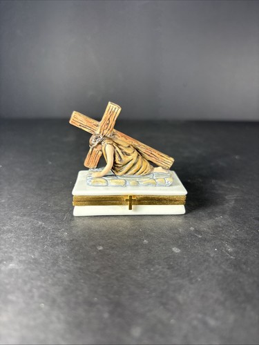 The Life Of Christ Limoges Box Collection “Jesus Carries The Cross” Trinket Box