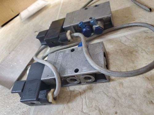 2x FESTO 9982 SOLENOID VALVE MFH-5-1/8 1.8-8 BAR 26.1-116 PSI MSFG-24 4692 Mflz - Picture 7 of 7