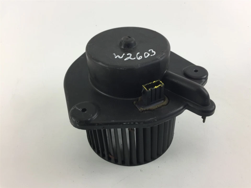 W2603 VOLVO 940 1997 HEATER FAN BLOWER MOTOR 30676867 - image 2 of 4