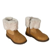 OSHKOSH B'GOSH EMPRESS Faux Fur Toddler Boots, size 12M