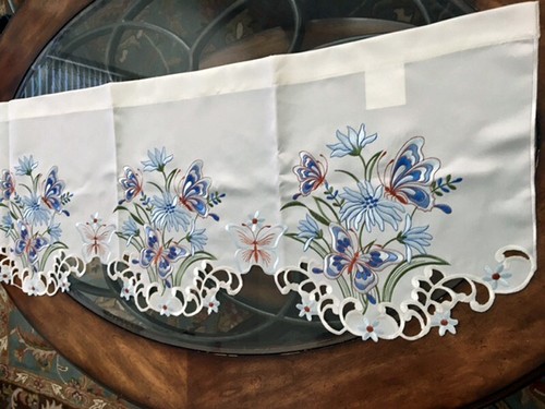 Embroidered Butterfly Valance Blue Bouquet Floral Spring Valance 40" Wide x 15"L - Picture 5 of 5