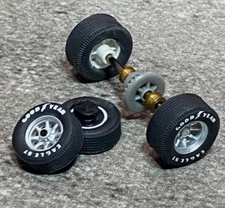 SCX 1/32 Scale Plymouth Cuda tires, wheels, struts and rear axle set - New
