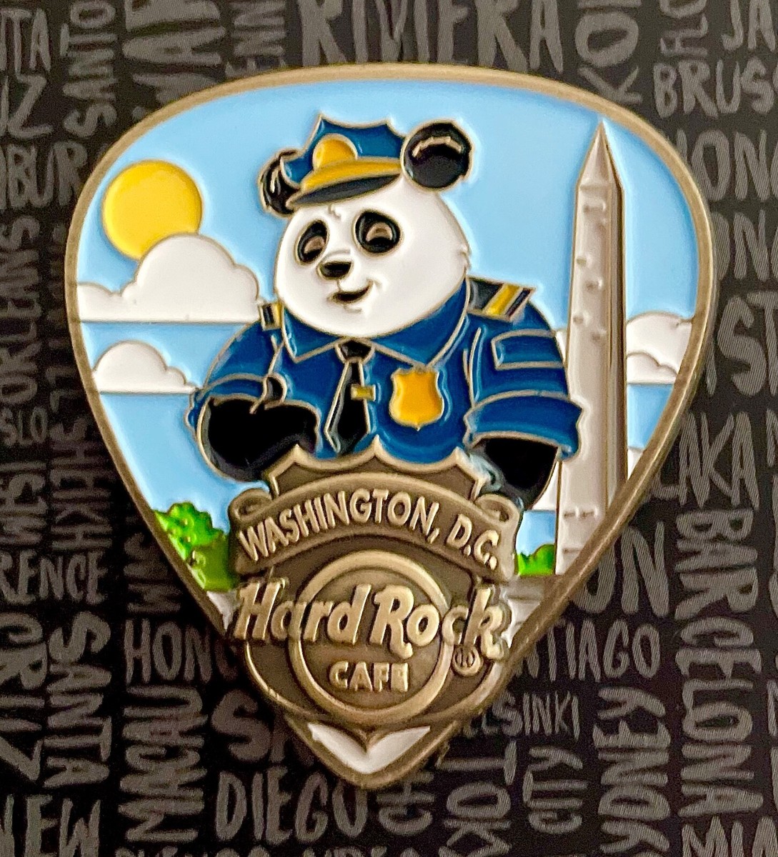 Hard Rock Cafe 九龍 ピンバッジ SAVE THE PANDA Limited Edition Ueno