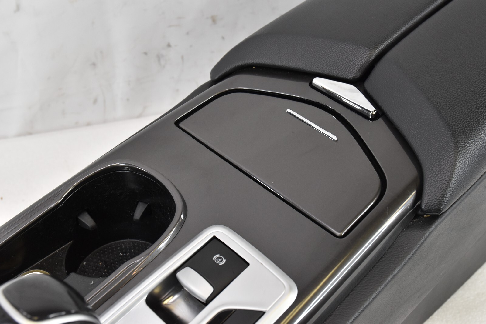 🚀 2014 - 2017 MASERATI GHIBLI M156 CENTER CONSOLE TRIM BEZEL 5207600