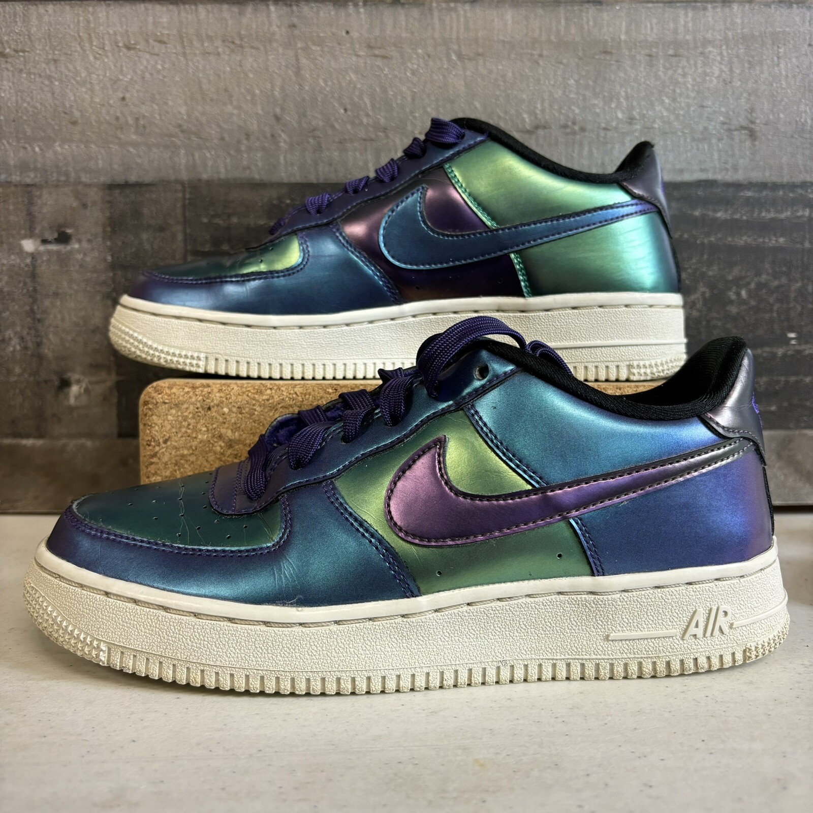 Nike Air Force Low LV8 Purple Green Iridescent 849345-500 Shoes