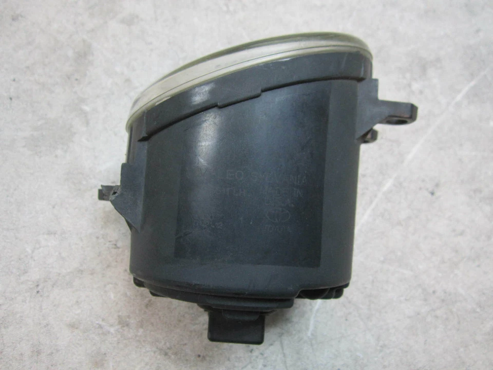 Faro antiniebla derecho em00923 Lexus IS250 IS350 2008 2009 2010 2011 2012 2013 Foto 4 de 4