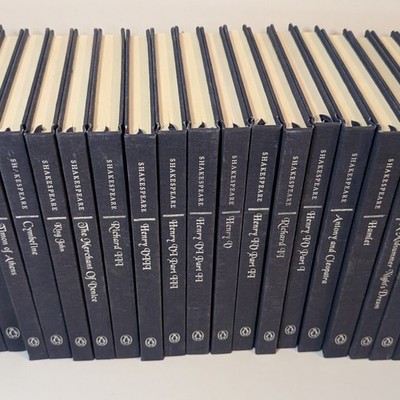 Works of William Shakespeare, Vintage 2000, Pelican 37 Book