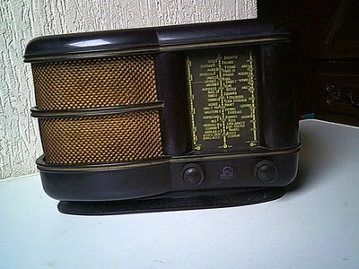 ANCIENNE RADIO RADIOLA RA 83 A - Photo 1/4