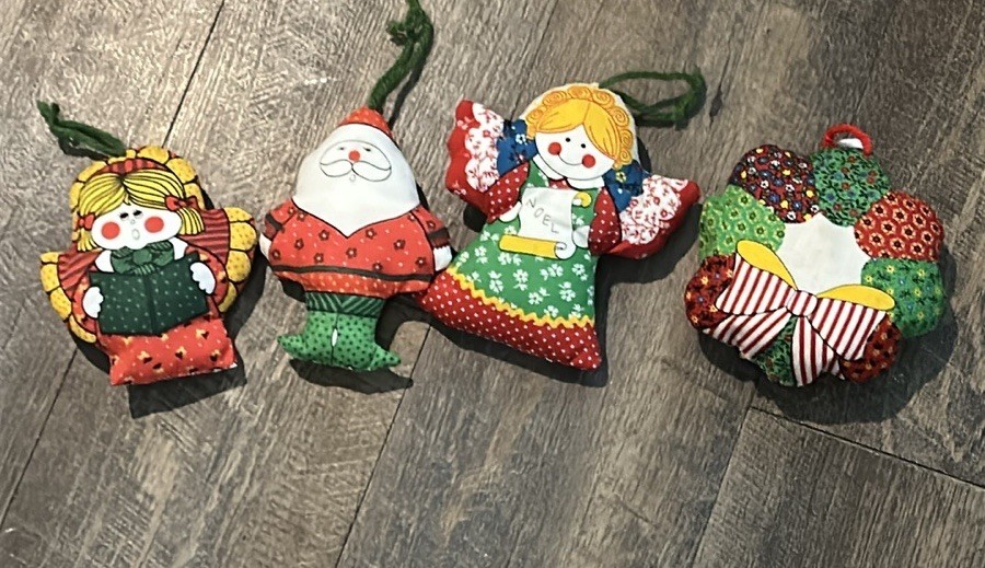 Vintage 1970s Christmas Ornaments Cut & Sew Calico Stuffed Fabric Plush Lot Of 4
