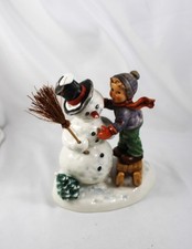 Goebel Hummel #2002 Making New Friends Snowman & Boy Figurine 6.5