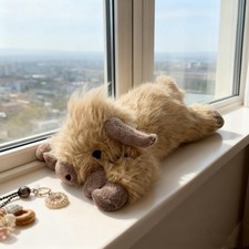 Highland Cow Plush Toy - Soft Fluffy Stuffed Animal for Kids Birthday Gift
