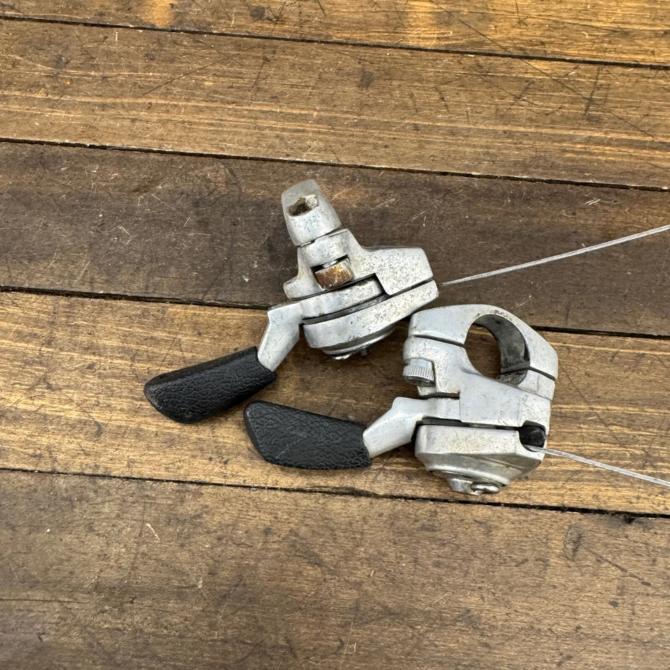 Vintage Shimano Deer Head Thumb Shifters SL-M700 Shift Levers DeerHead Deore A6 - Image 4 of 4