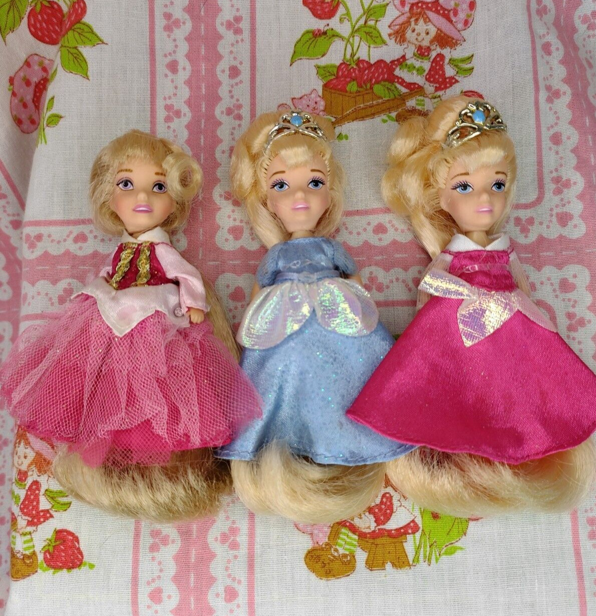 Disney Princess DARLINGS Mini Dolls, Princess Aurora and Cinderella 4 inch