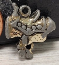 Vintage metal COWBOY SADDLE charm prize jewelry