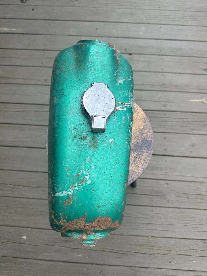 Tanque Yamaha CT1 CT2 1972 sin agujeros Foto 3 de 4