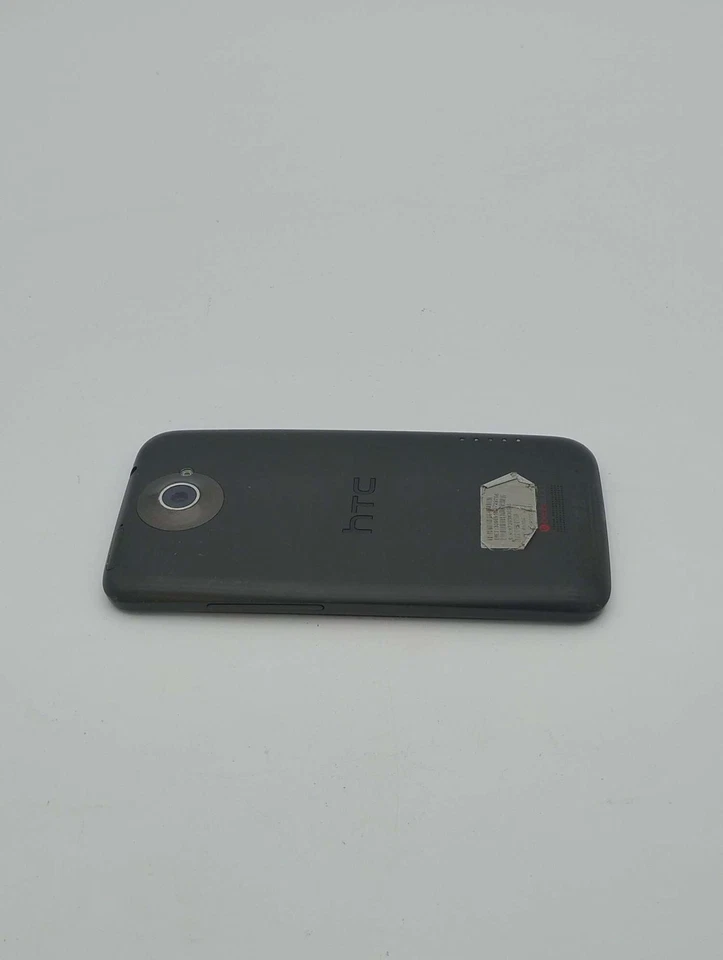 HTC One X 16GB Black AT&T Smartphone For Parts/Repair - Image 4 of 4