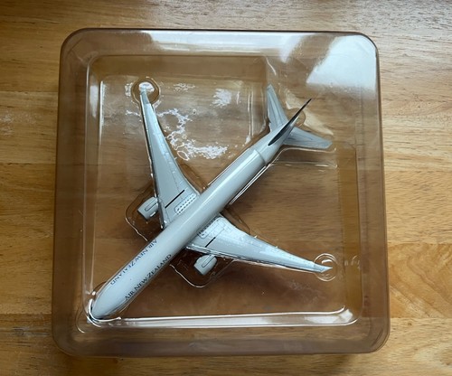 Phoenix Models 1:400 Air New Zealand - Boeing 777-300ER - ZK-OKO - Picture 5 of 18