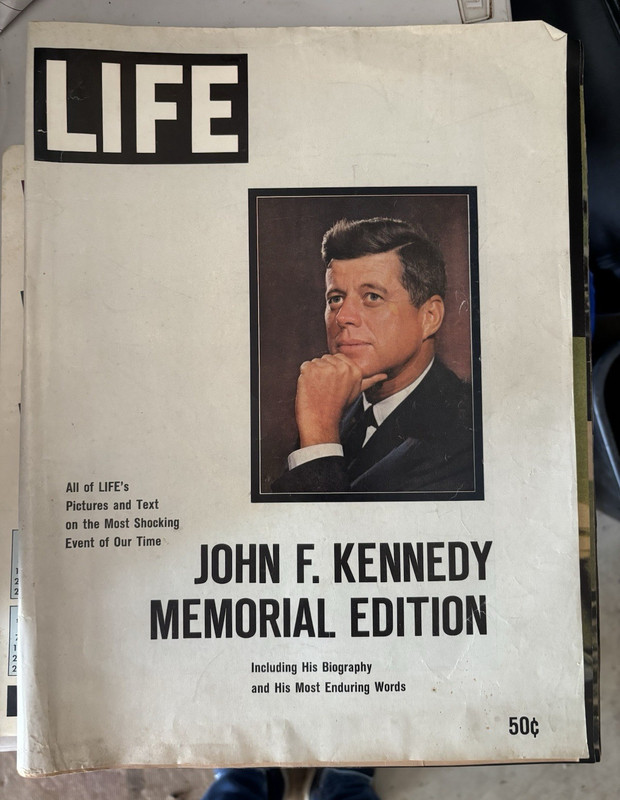 LIFE Magazine John F. Kennedy Memorial/Special Edition December 1963