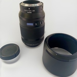 Nikon NIKKOR Z MC 105mm f/2.8 VR S Macro Lens - Mint condition