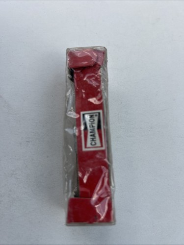 Qty Of 1 Champion Spark Plug RE10LC - New Old Stock- Free Shipping- RE 10 LC - Picture 3 of 7