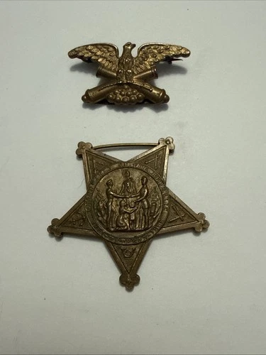 CIVIL WAR GAR VETERANS' MEMBERSHIP MEDALS, EAGLE AND STAR
