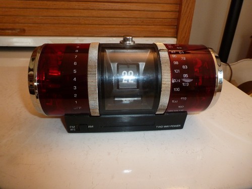 Vintage General Electric T2365A AM/FM Calendar Radio GE- FM NOT WORKING