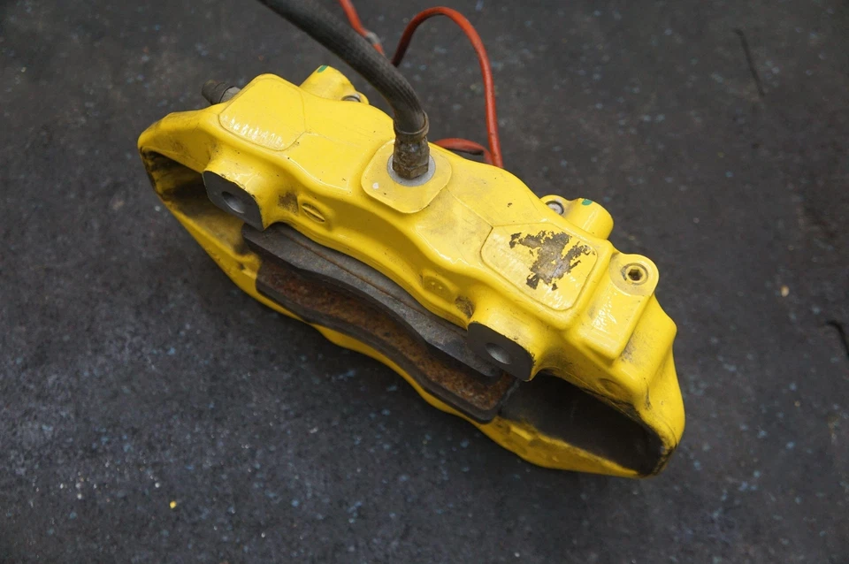 Pinza de freno trasera izquierda lado conductor amarilla 282932 OEM Ferrari FF 2011-16 Foto 4 de 4