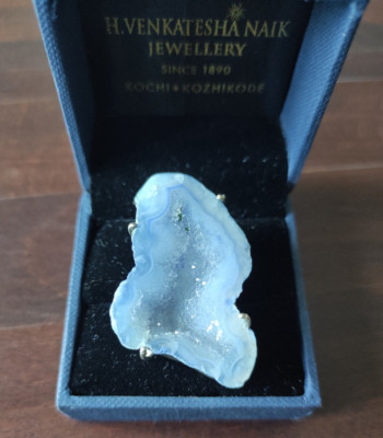 Designer Damenring mit Amethyst Halbeskernstück, Silber 925