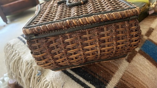 Antique Victorian Wicker Rattan Sewing Basket Green Satin Lining - Picture 7 of 20