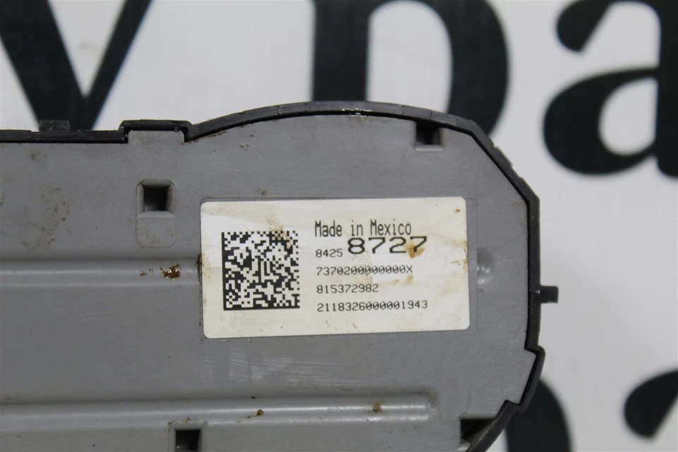 84258727 Chevrolet Tahoe 2017-2018 controle climático de temperatura CA 2D4 409 B2 - Imagem 2 de 3