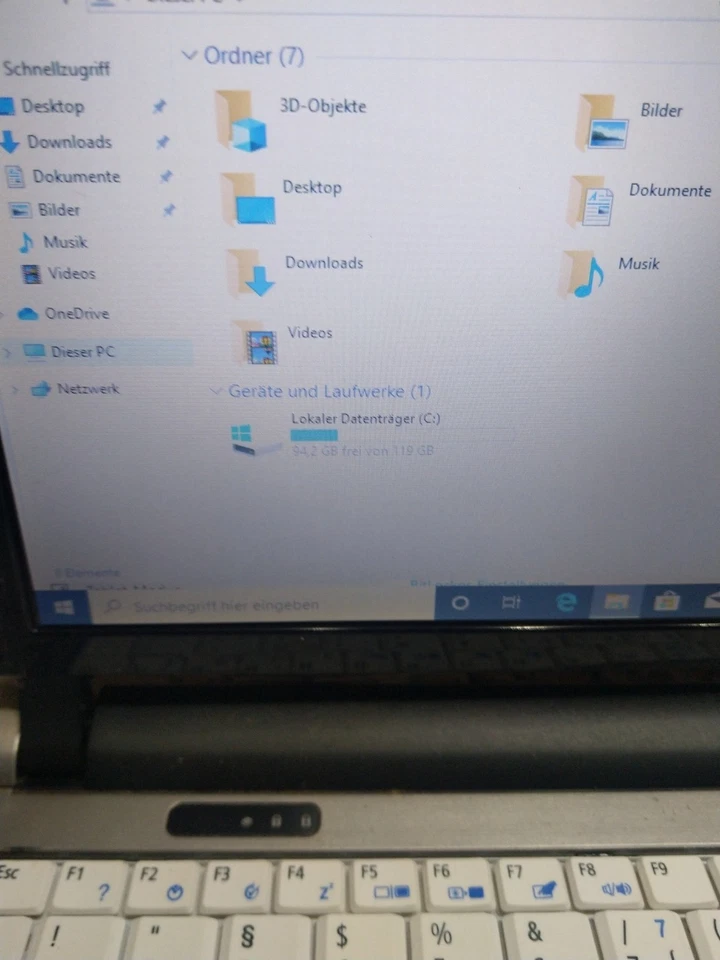 emachines Laptop mit SSD und Liteon Ladegerät. - Bild 3 von 4