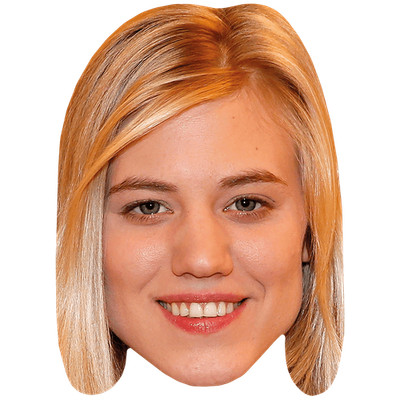 Larissa Marolt (Lächeln) Großer Kopf. Größer als das Leben Maske.