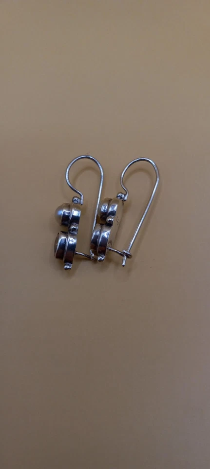 Vintage 925 Hook Earrings W/ Pearl On Top And A Teardrop Shape Pink Cubic... - Image 3 of 4