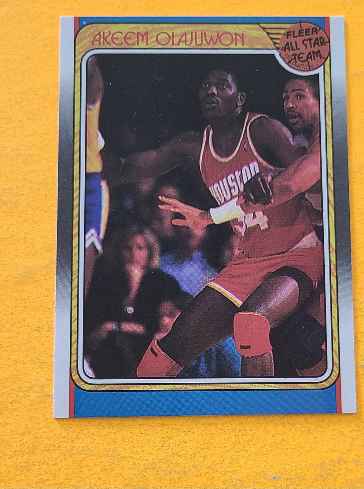 1988-89 Fleer #126 Akeem Olajuwon