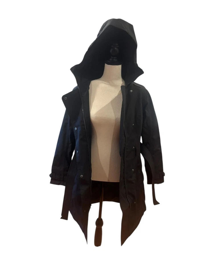 Gabardina Helly Hansen Welsey para mujer impermeable aislada talla pequeña 990 negra Foto 2 de 4