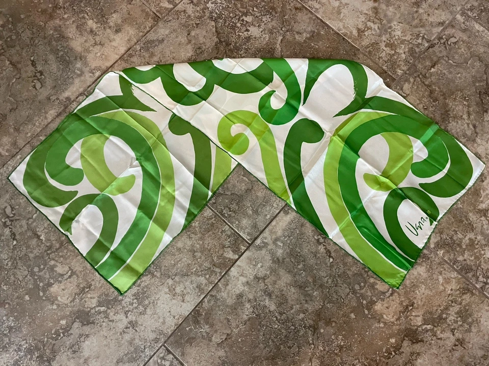 Bufanda vintage Vera Neumann verde remolino - enrollada a mano, Md en Japón MCM Foto 4 de 4