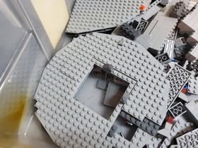 LEGO (LOT # 11 Star Wars-75159) PARTS & Pieces, AS-IS, Uncounted, 2.3 Lb, 4 Fig