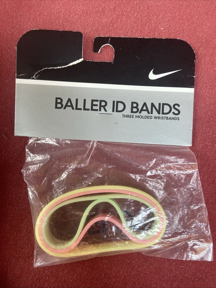 Nike Vintage 2005 BALLER ID Bandas Pulseras Pulseras BRILLAN EN LA OSCURIDAD RARO Foto 3 de 4