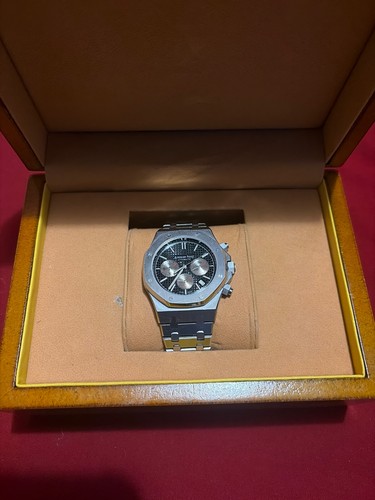 Audemars Piguet Royal Oak Men's Black Watch - 26320ST.OO.1220ST.01