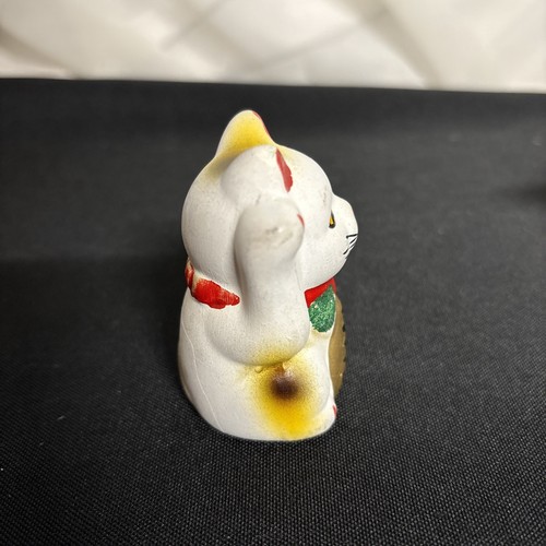 Mini Porcelain Kitty Cat Figurine Knickknack Asian Christmas decoration 2.75” - Picture 2 of 6