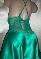 Vtg Victoria's Secret Y2K Green Satin Lace Full Slip M NWT