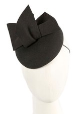 Black felt pillbox winter racing fascinator by Max Alexander 100 AU Seller