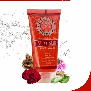 mild face wash for combination skin